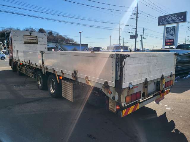 UD Trucks Quon 9