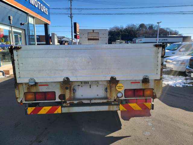 UD Trucks Quon 10