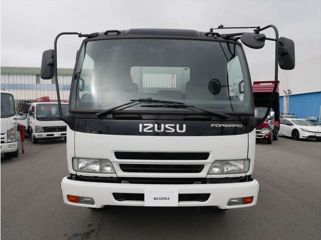 Isuzu Forward 9