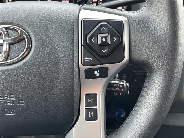 Toyota Tundra 8