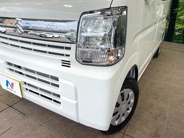 Suzuki Every 12