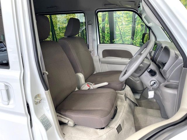 Suzuki Every 8