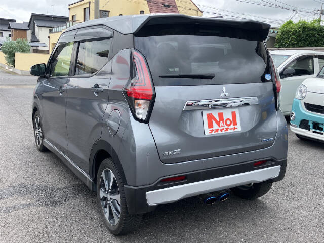 Mitsubishi eK X 6