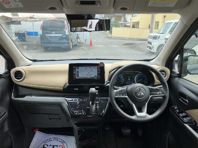 Mitsubishi eK X 7