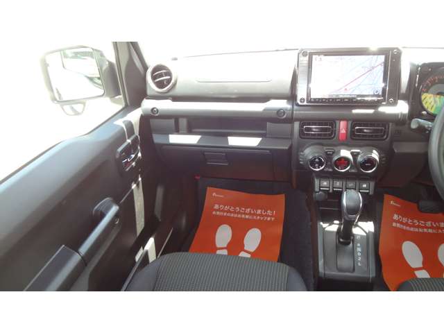 Suzuki Jimny 6