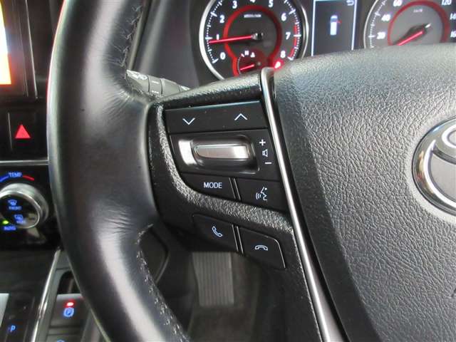 Toyota Vellfire 10