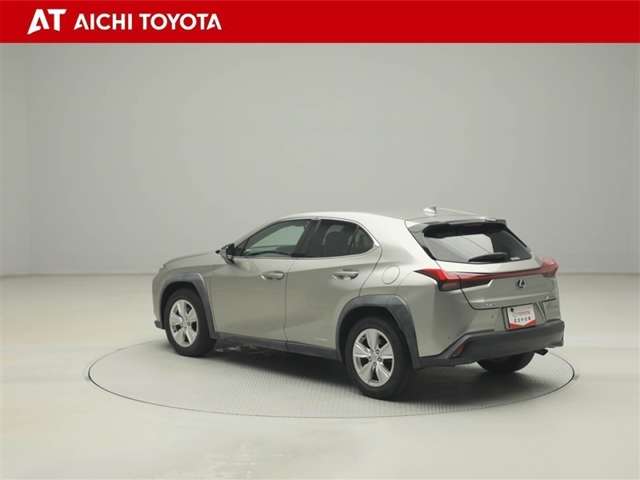 Lexus UX 4