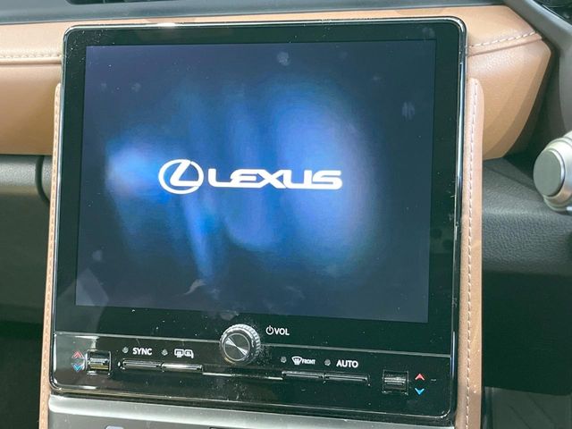 Lexus LBX 3