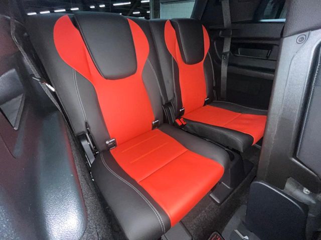 Mercedes-Benz GLB 11