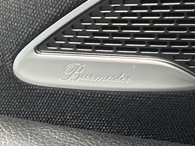 Mercedes-Benz GLB 7