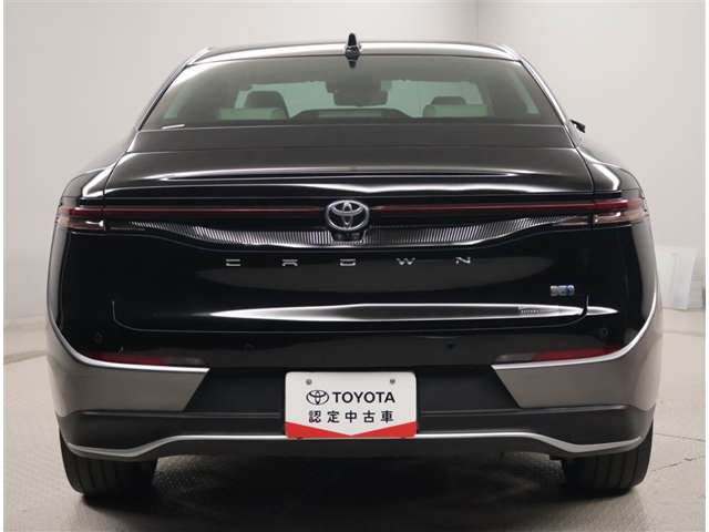 Toyota Crown Crossover 4