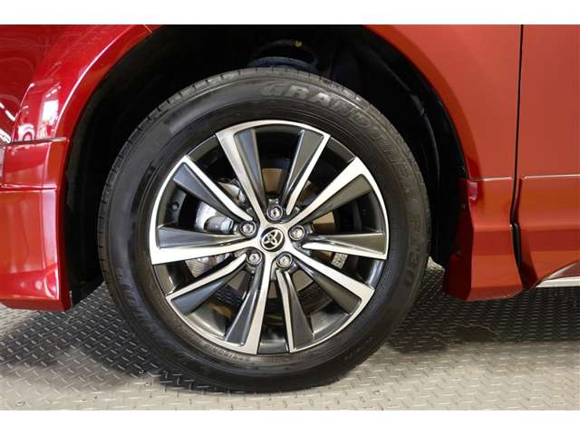 Toyota Harrier 8