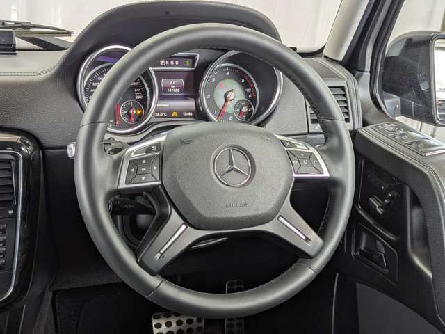 Mercedes-Benz G-Class 10