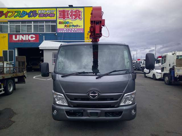 Hino Dutro 2