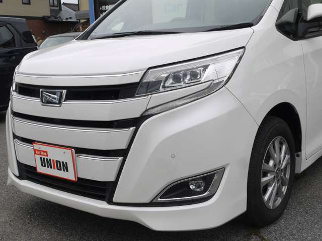 Toyota Noah 6