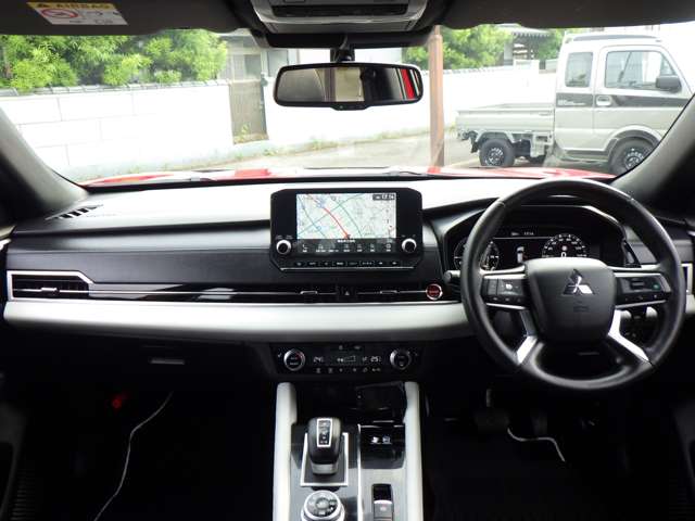 Mitsubishi Outlander 11