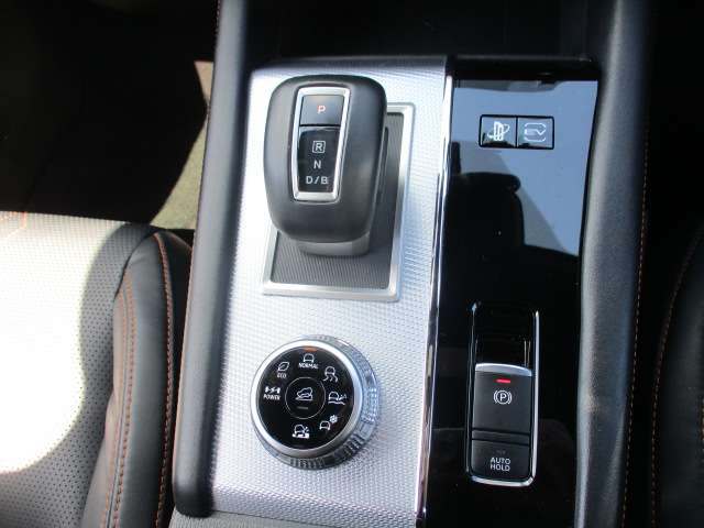Mitsubishi Outlander 11