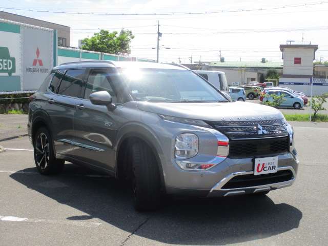 Mitsubishi Outlander 4
