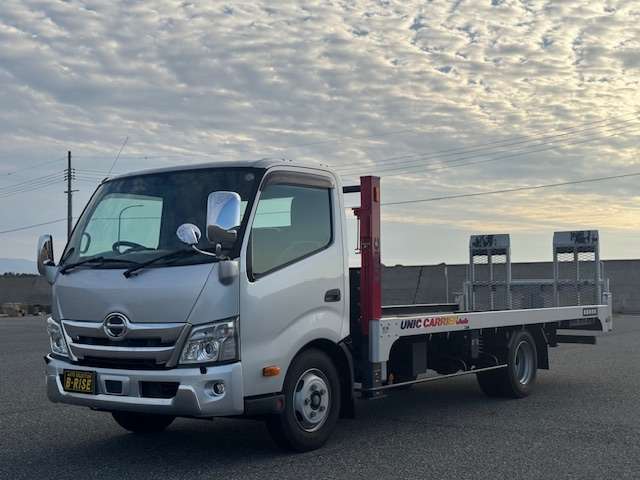 Hino Dutro 2