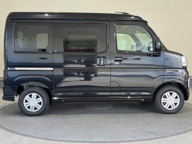Daihatsu Atrai 6