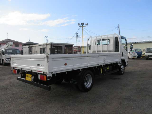 Isuzu Elf 4