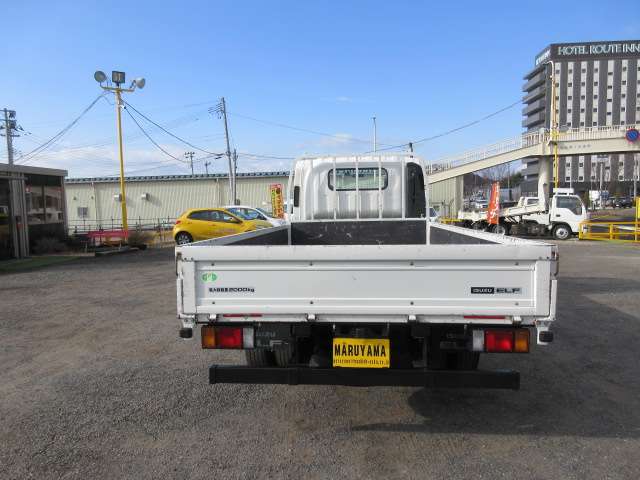 Isuzu Elf 7