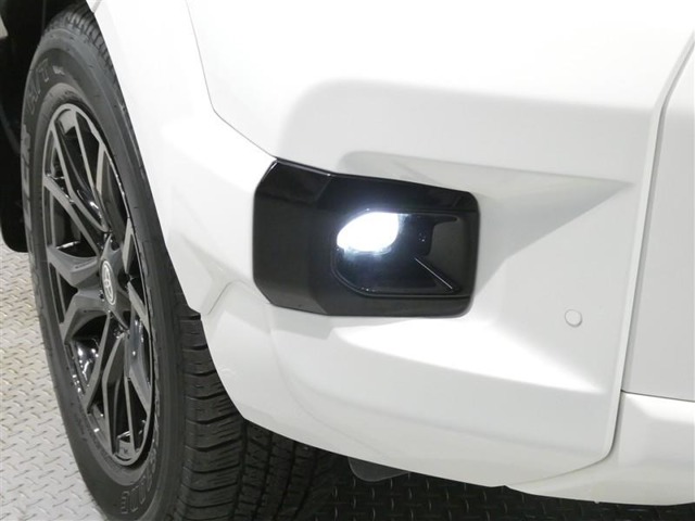 Toyota Hilux 11