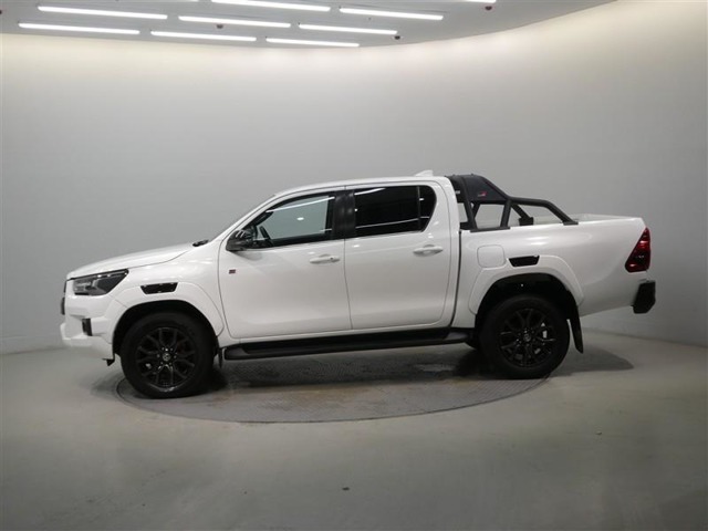 Toyota Hilux 4