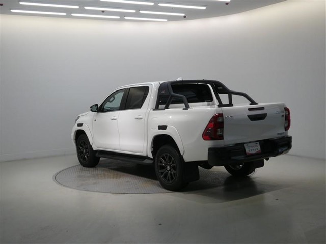 Toyota Hilux 5