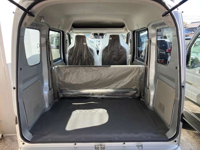 Suzuki Every 9
