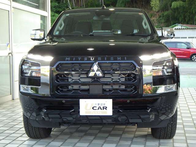 Mitsubishi Triton 5