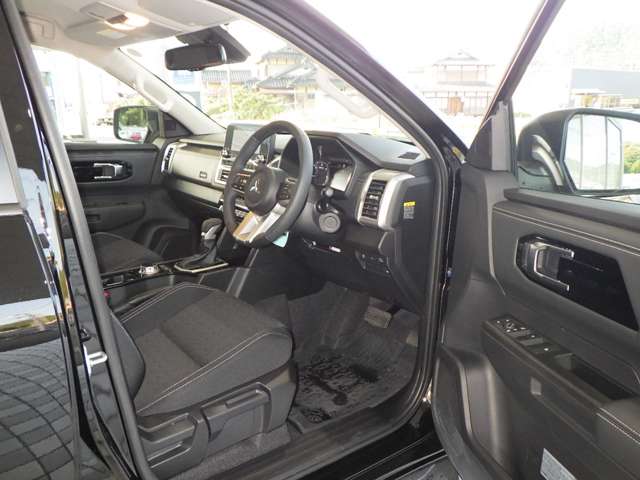Mitsubishi Triton 10