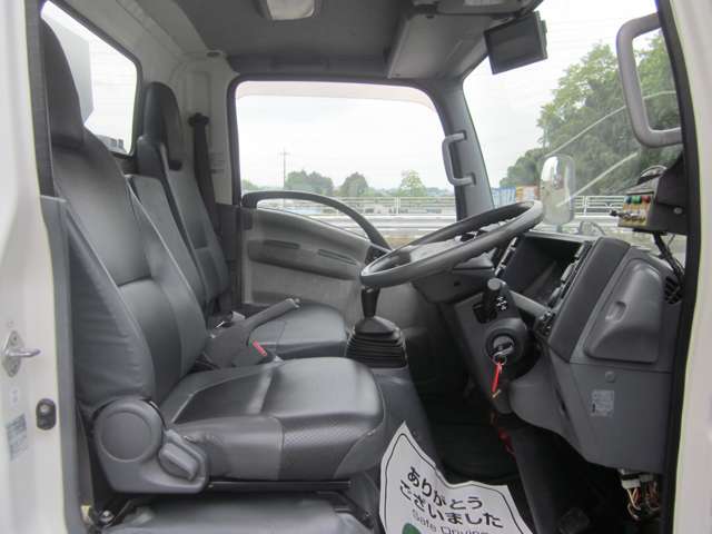 Isuzu Elf 11