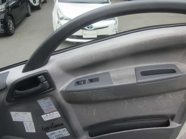 Isuzu Elf 10