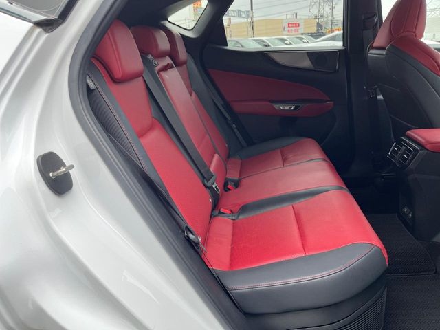 Lexus NX 9
