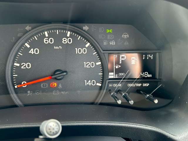 Daihatsu Hijet Cargo 8