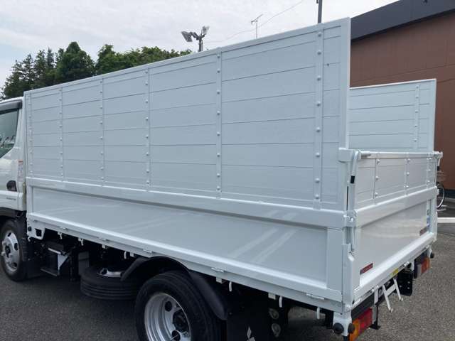 Mitsubishi Fuso Canter 11