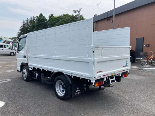 Mitsubishi Fuso Canter 7