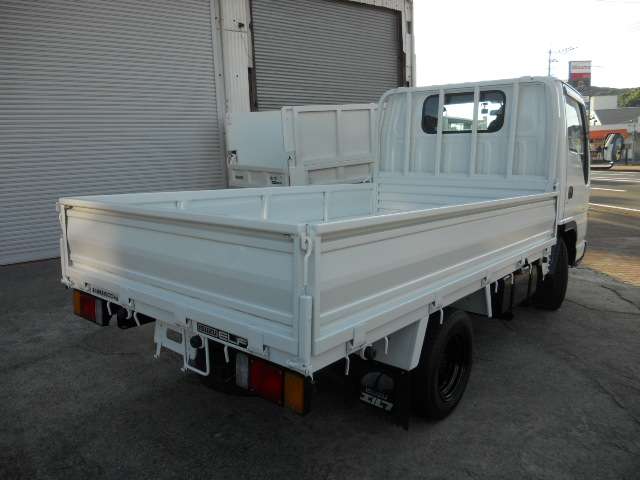 Isuzu Elf 5