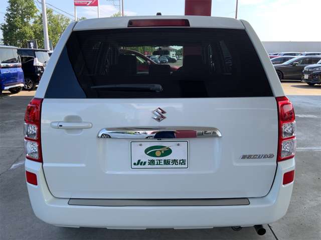 Suzuki Escudo 8