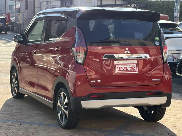 Mitsubishi eK X 7
