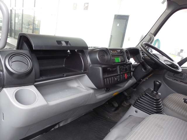 Hino Dutro 10