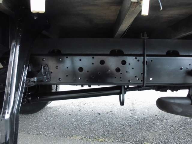 Isuzu Forward 12