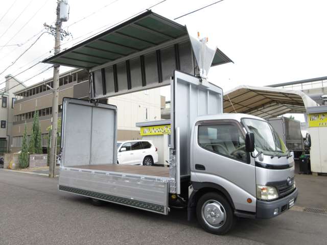 Toyota Toyoace 11