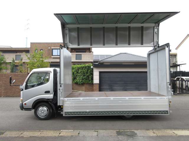 Toyota Toyoace 12