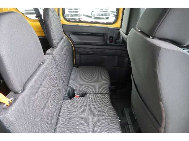 Honda N-VAN 12