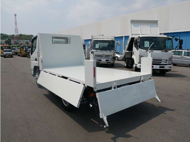 Mitsubishi Fuso Canter 12