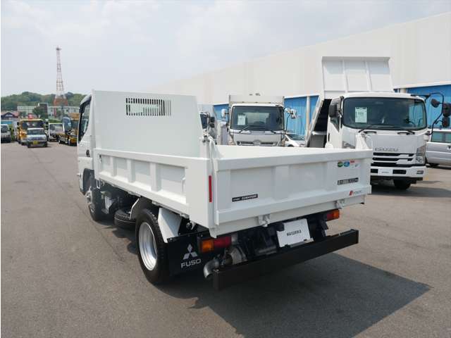 Mitsubishi Fuso Canter 8