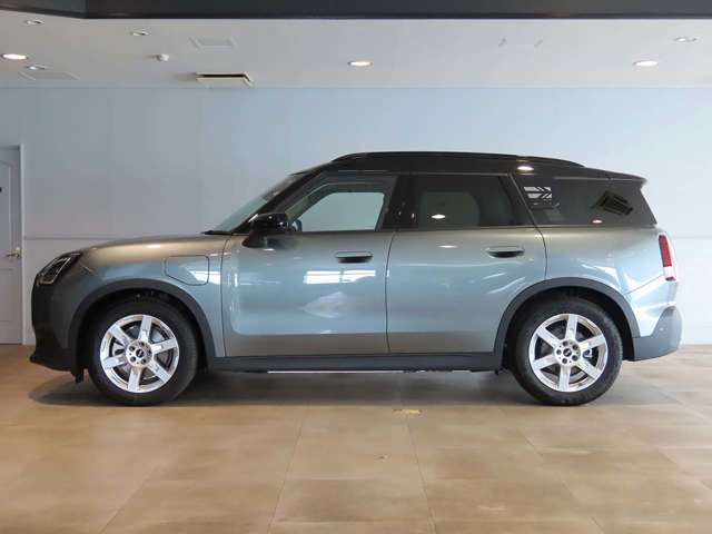 MINI Countryman 8