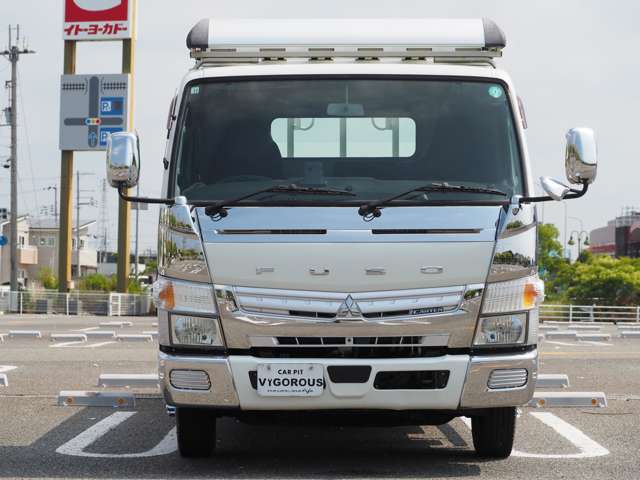 Mitsubishi Fuso Canter 4